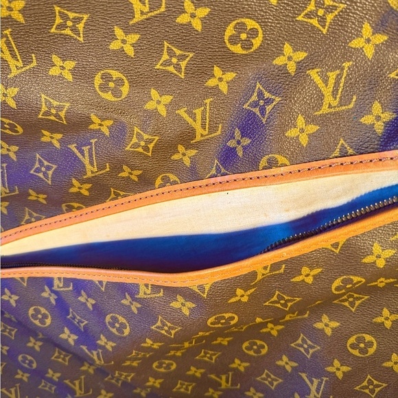 LOUIS VUITTON 1960s Vintage Suitcase Bag  | Great for Dresses & Suits π€©πβ - Picture 13 of 15